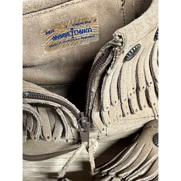 Minnetonka Double Fringe Boot Moccasin Side Zip Womens Sz 7 Tan Suede 697T Boho - Picture 3 of 7
